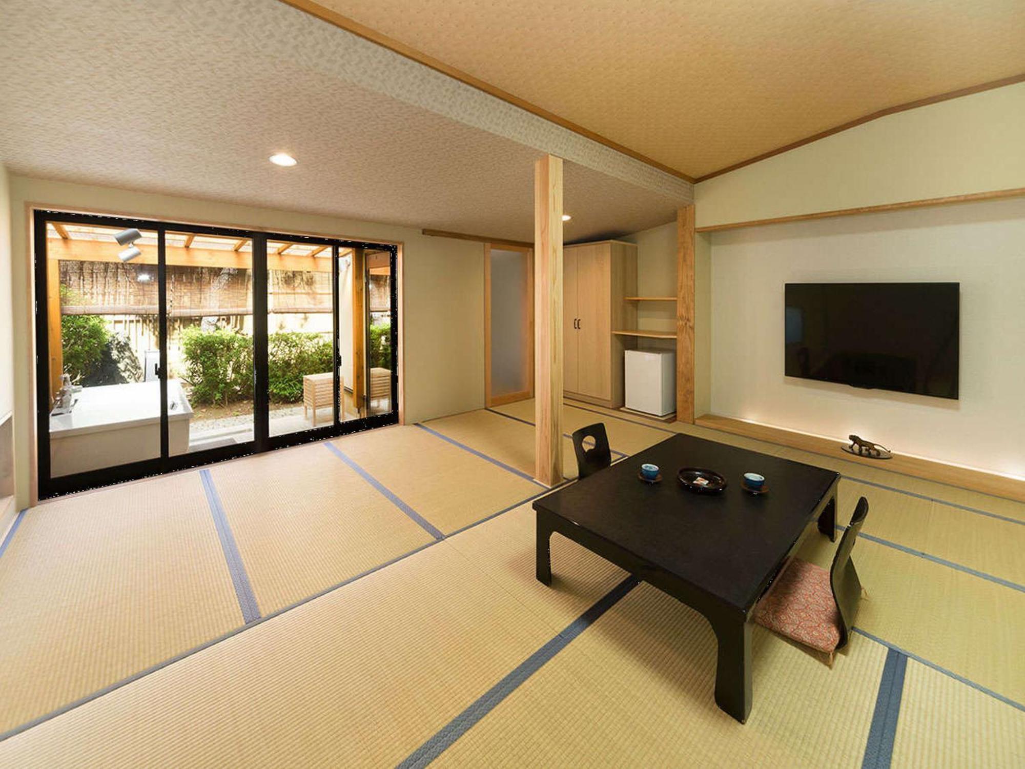 Yuraku Hotel Awara Exteriör bild