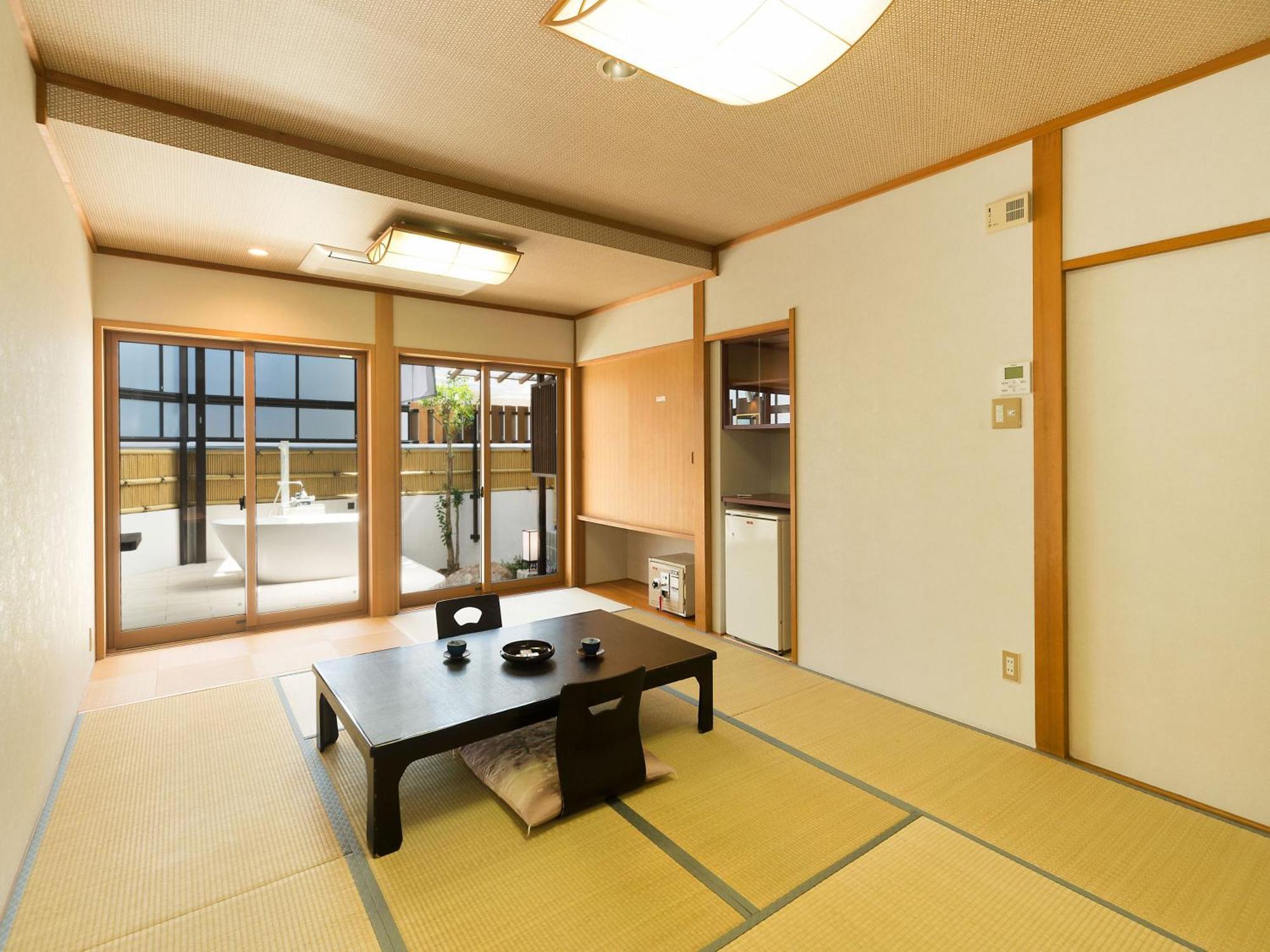 Yuraku Hotel Awara Exteriör bild